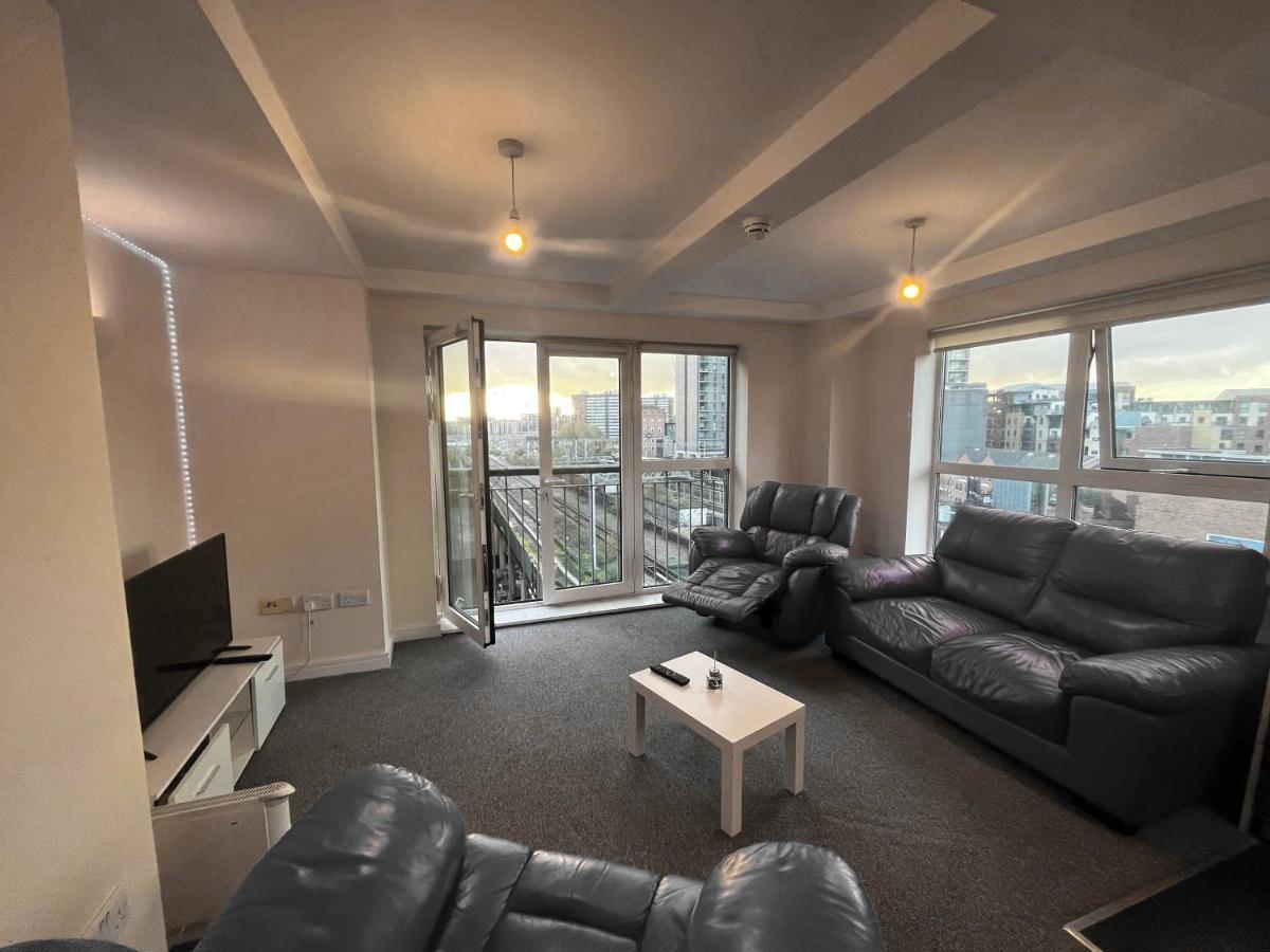 City View Spacious 2 Bed Apartment 2 Bathrooms Манчестер Екстер'єр фото